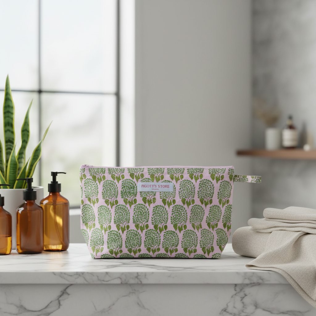 Large Wash Bag Bumble