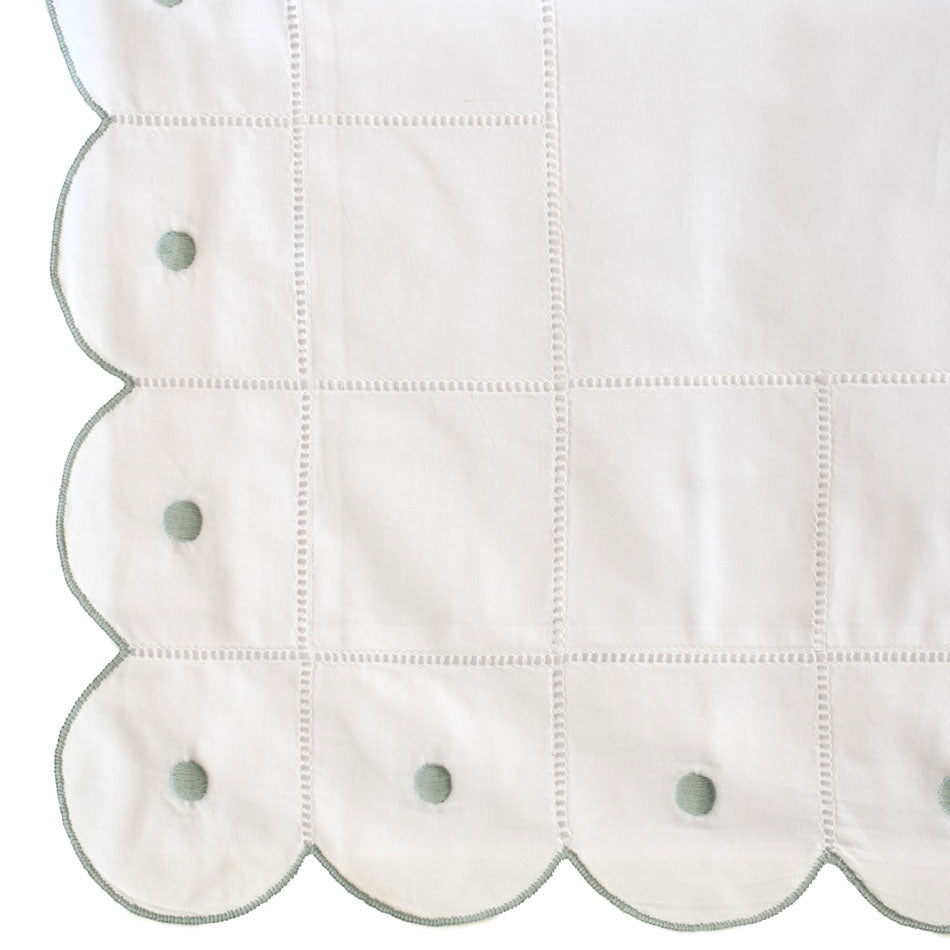 Pillowcase Scallop Dot
