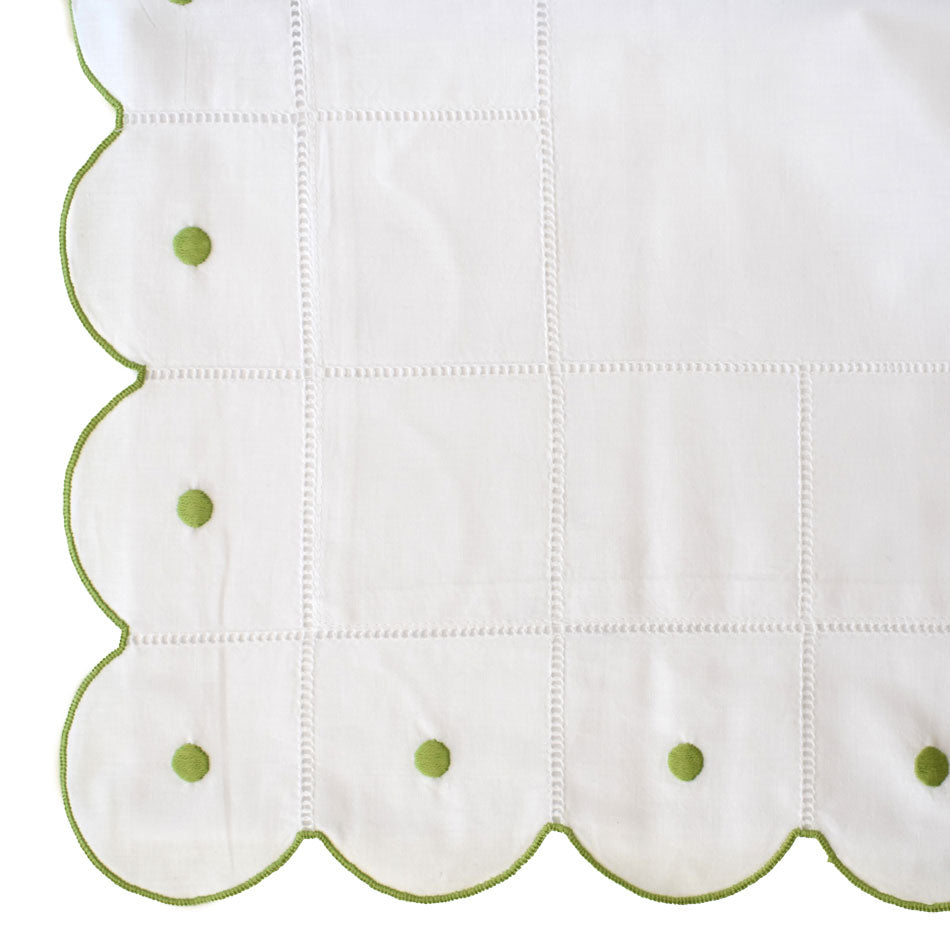 Pillowcase Scallop Dot