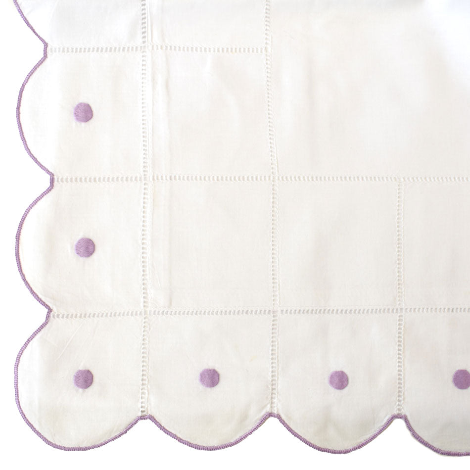 Pillowcase Scallop Dot
