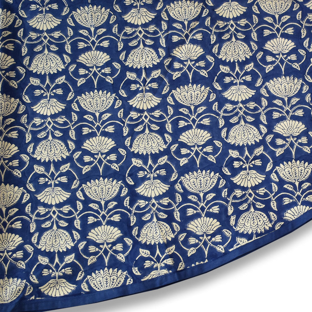 Round Tablecloths at Pigott's Store