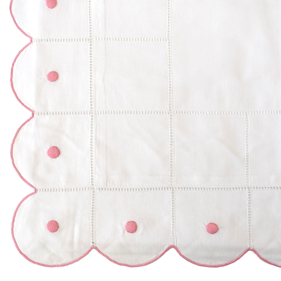 Pillowcase Scallop Dot