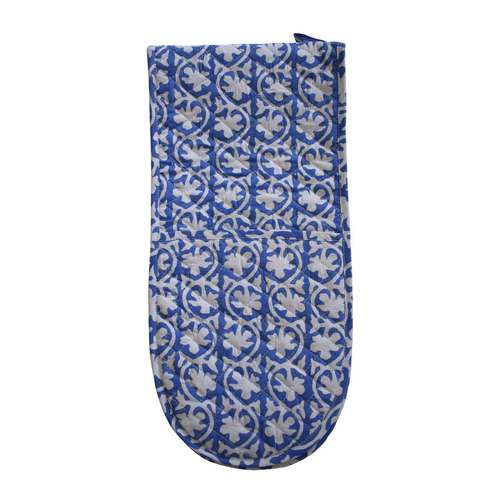 Oven Mits at Pigott's Store