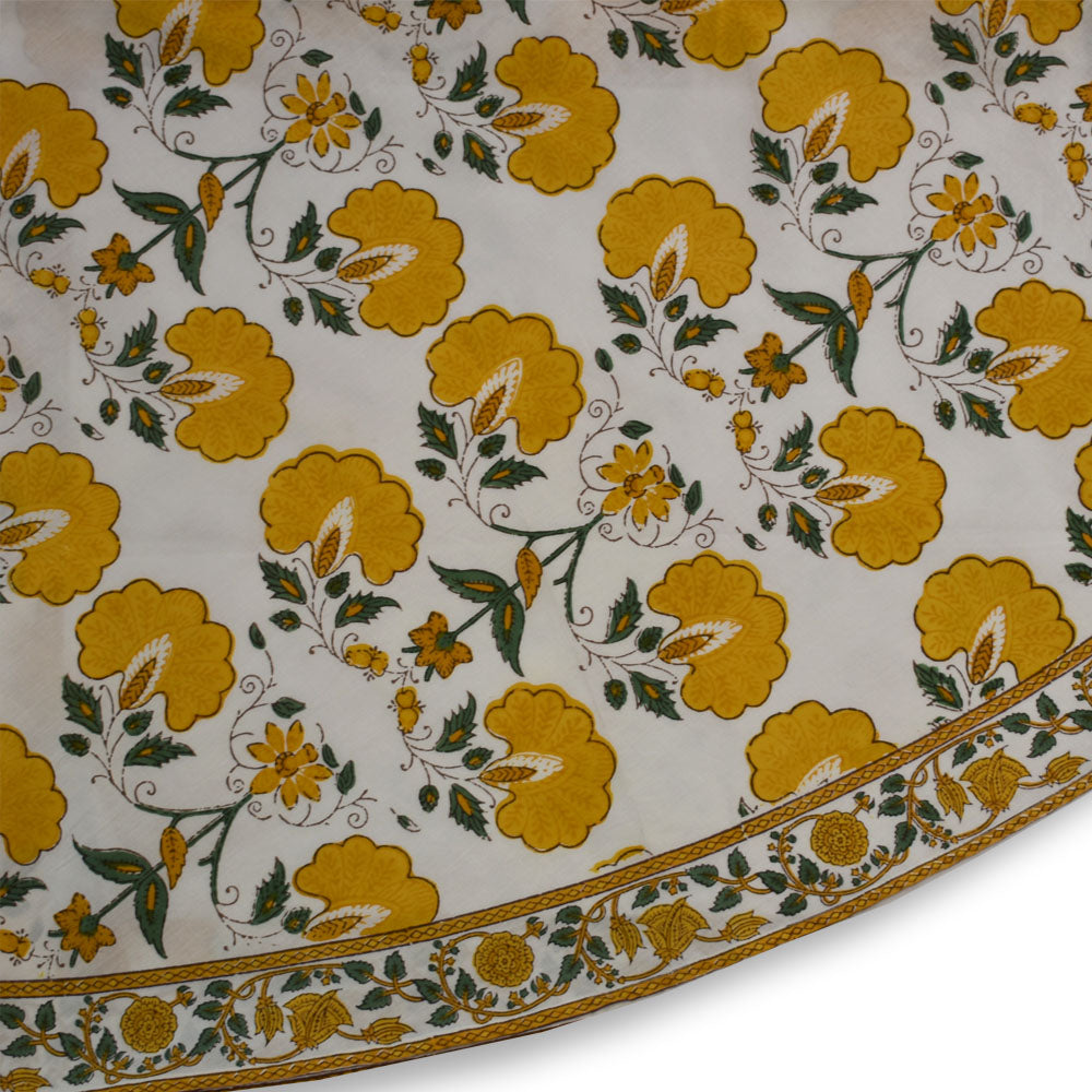 Round Tablecloths at Pigott's Store